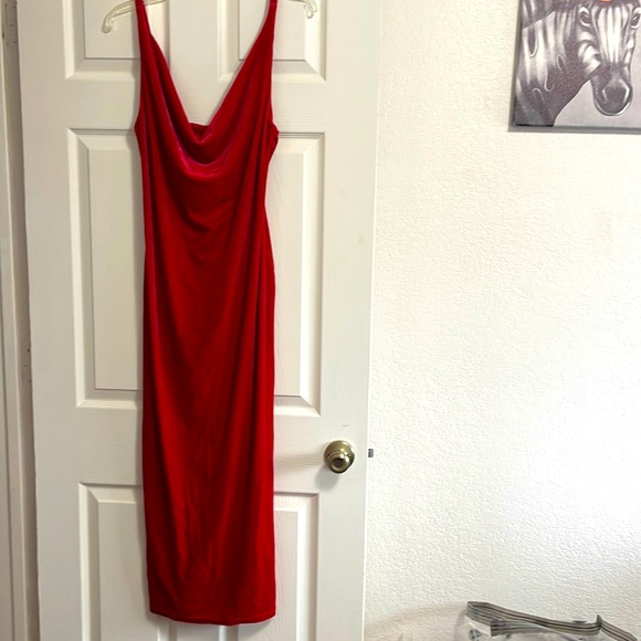 Velvet dress from Paris - Picture 1 of 4